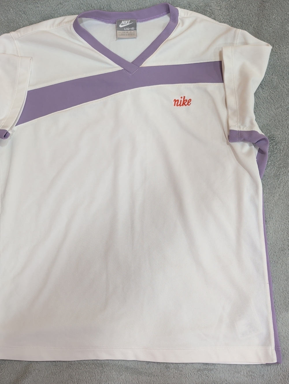 Nike  Women White & Lavender Short Sleeve V-Neck Athletic Golf  Shirt  L 12-14